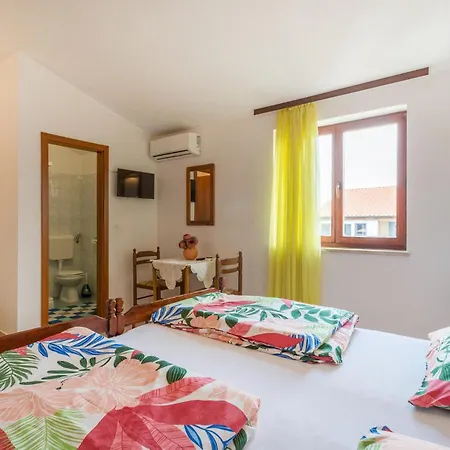 Apartment In With Kitchen